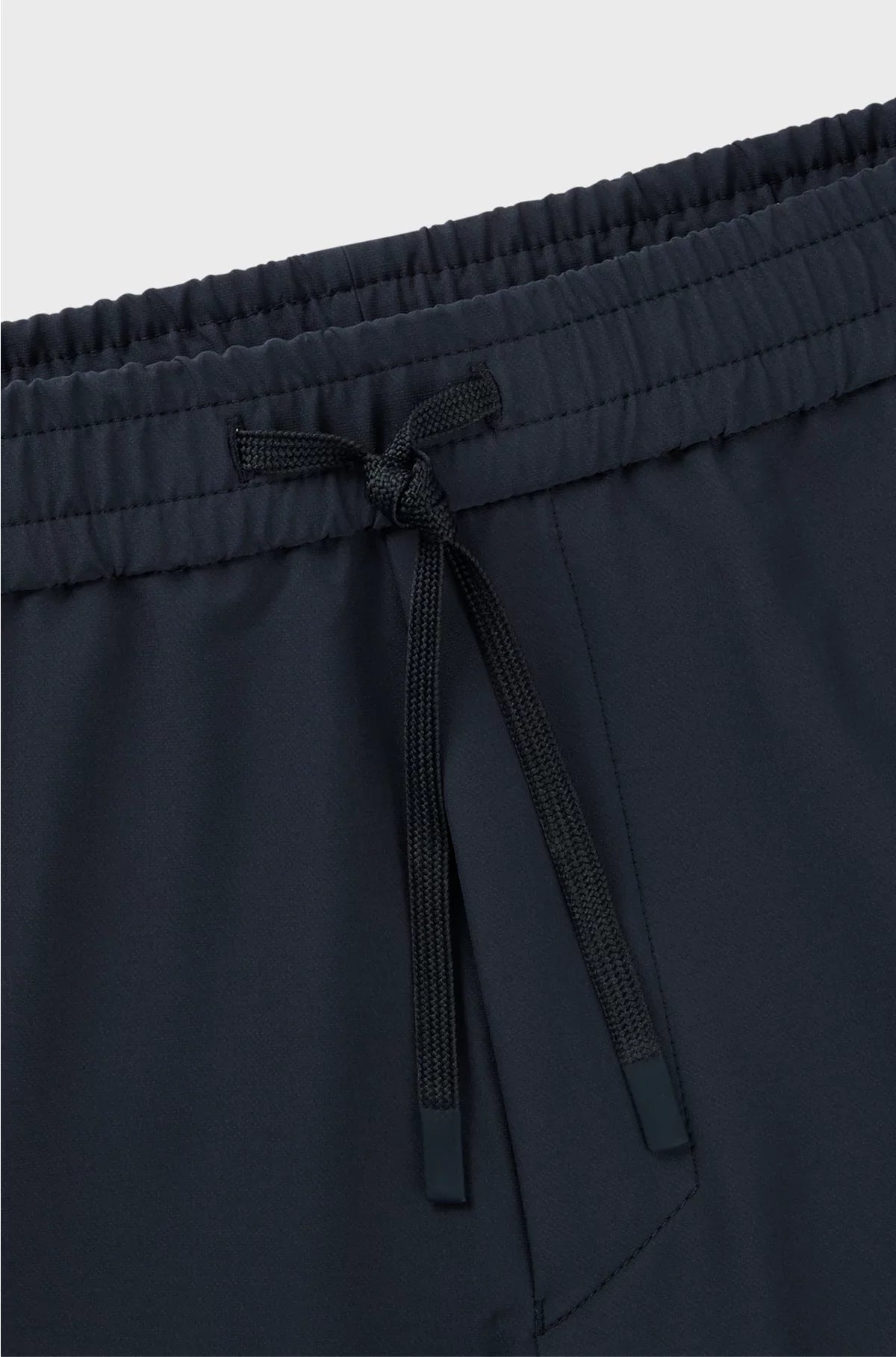 TAPERED-FIT CHINOS IN EASY-IRON FOUR-WAY STRETCH FABRIC