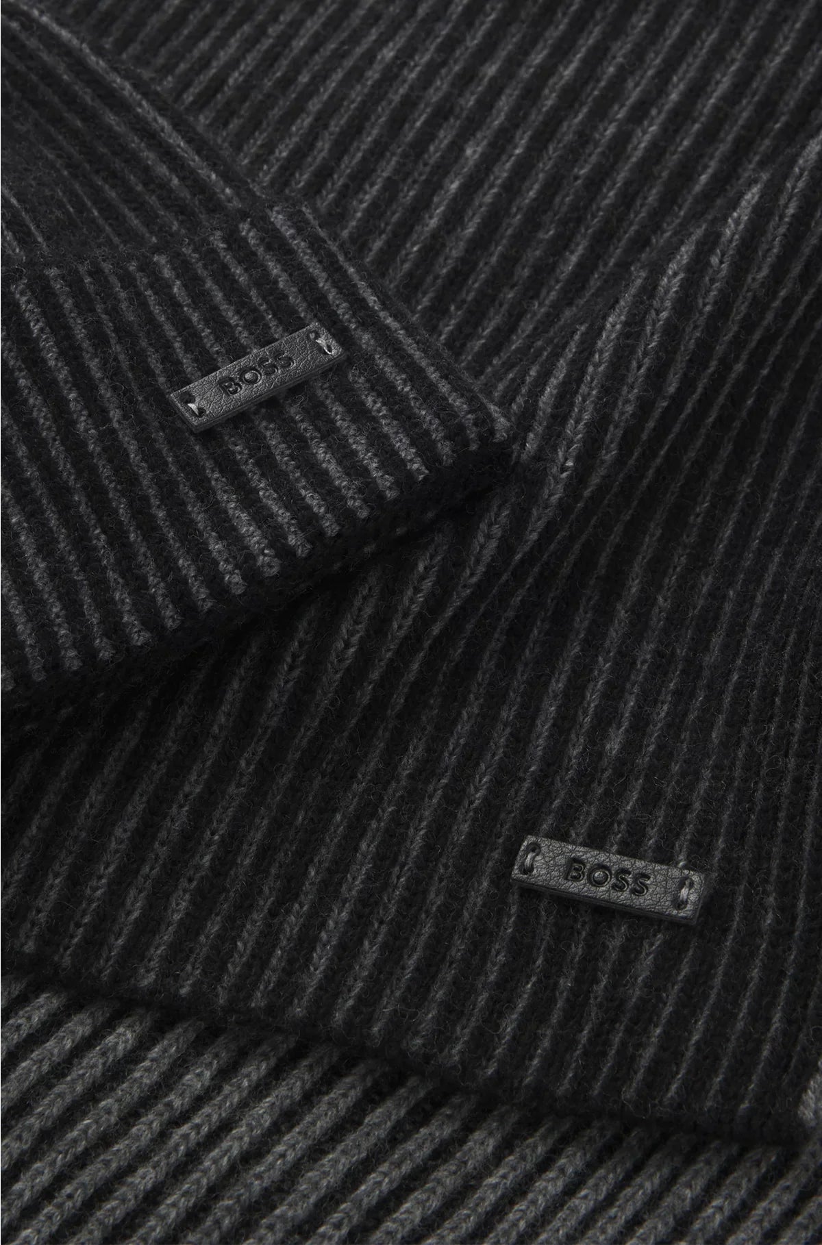 CONFEZIONE REGALO CON CAPPELLO E SCIARPA IN MAGLIA BICOLORE