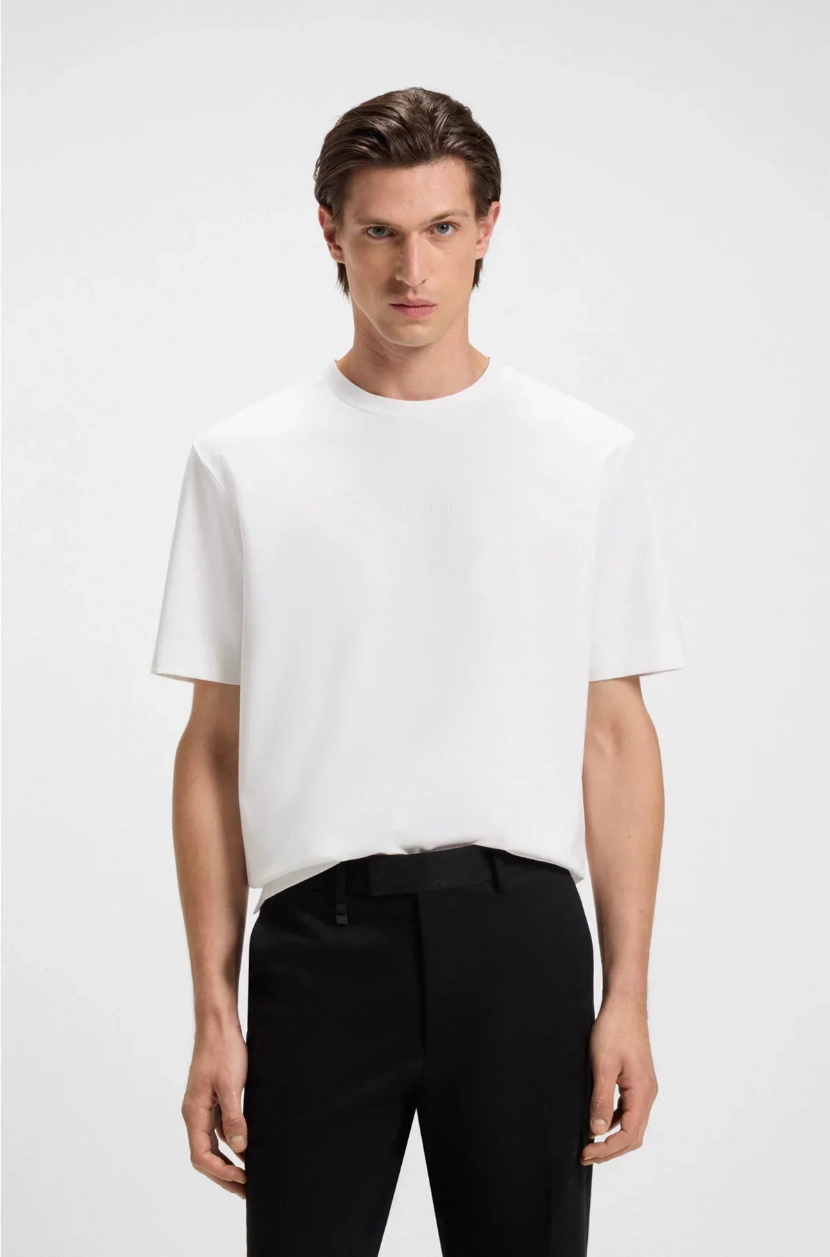 T-SHIRT CON LOGO IN RILIEVO