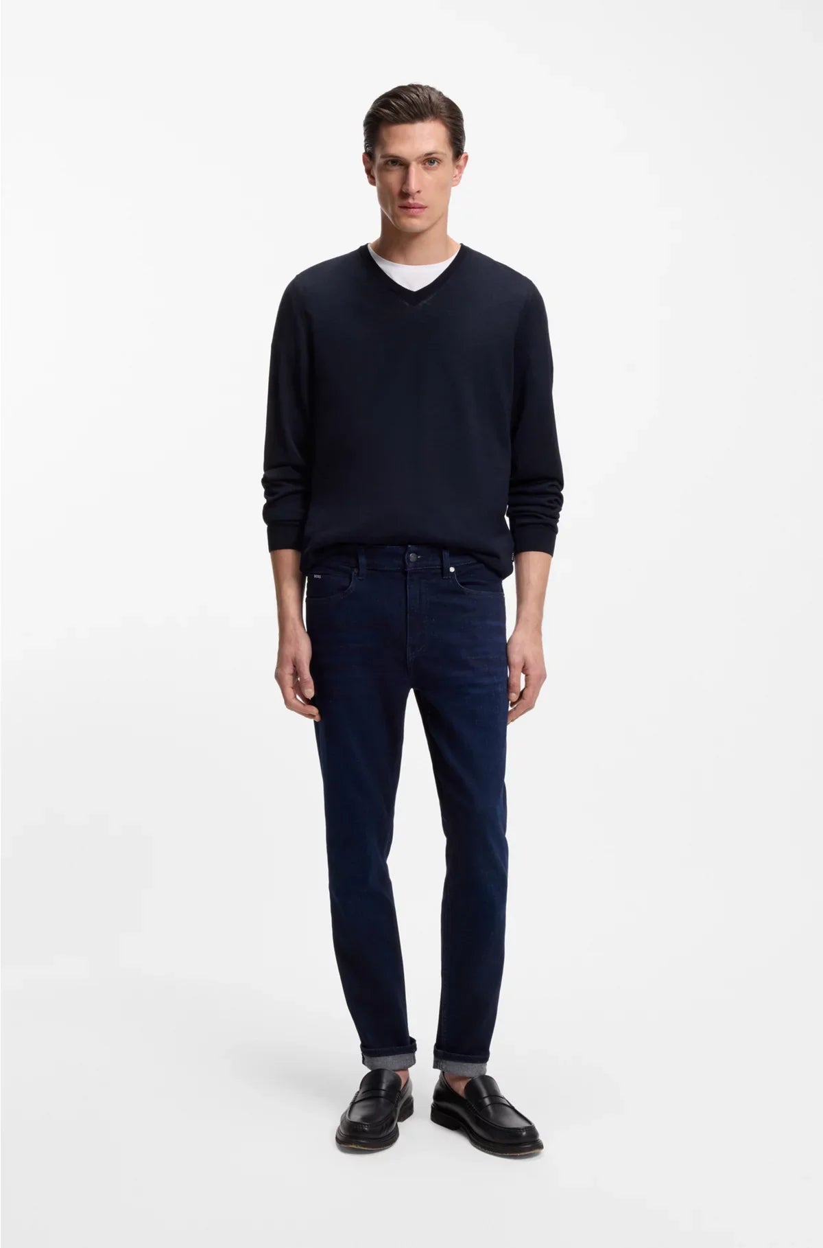 SLIM-FIT V-NECK SWEATER IN VIRGIN WOOL