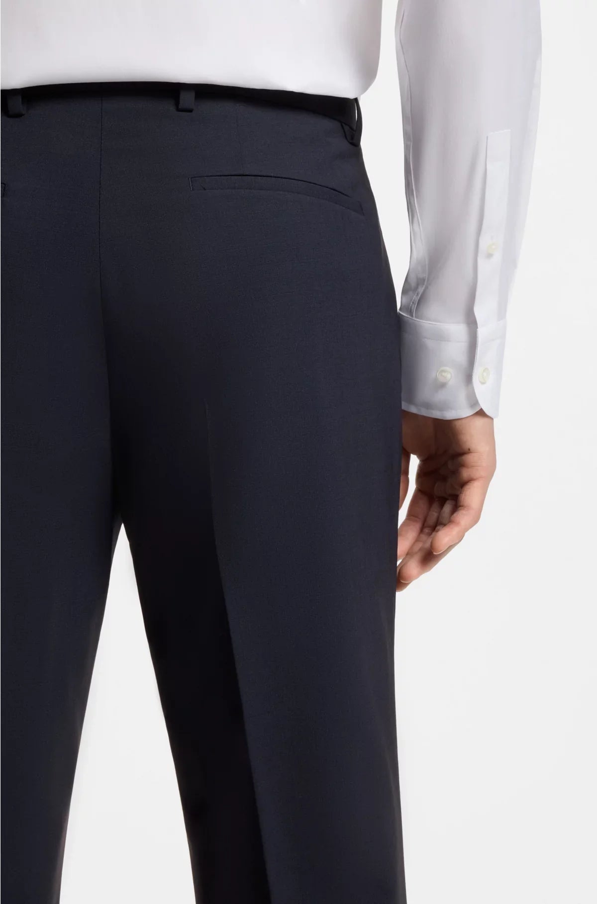 REGULAR-FIT TROUSERS IN STRETCH VIRGIN WOOL