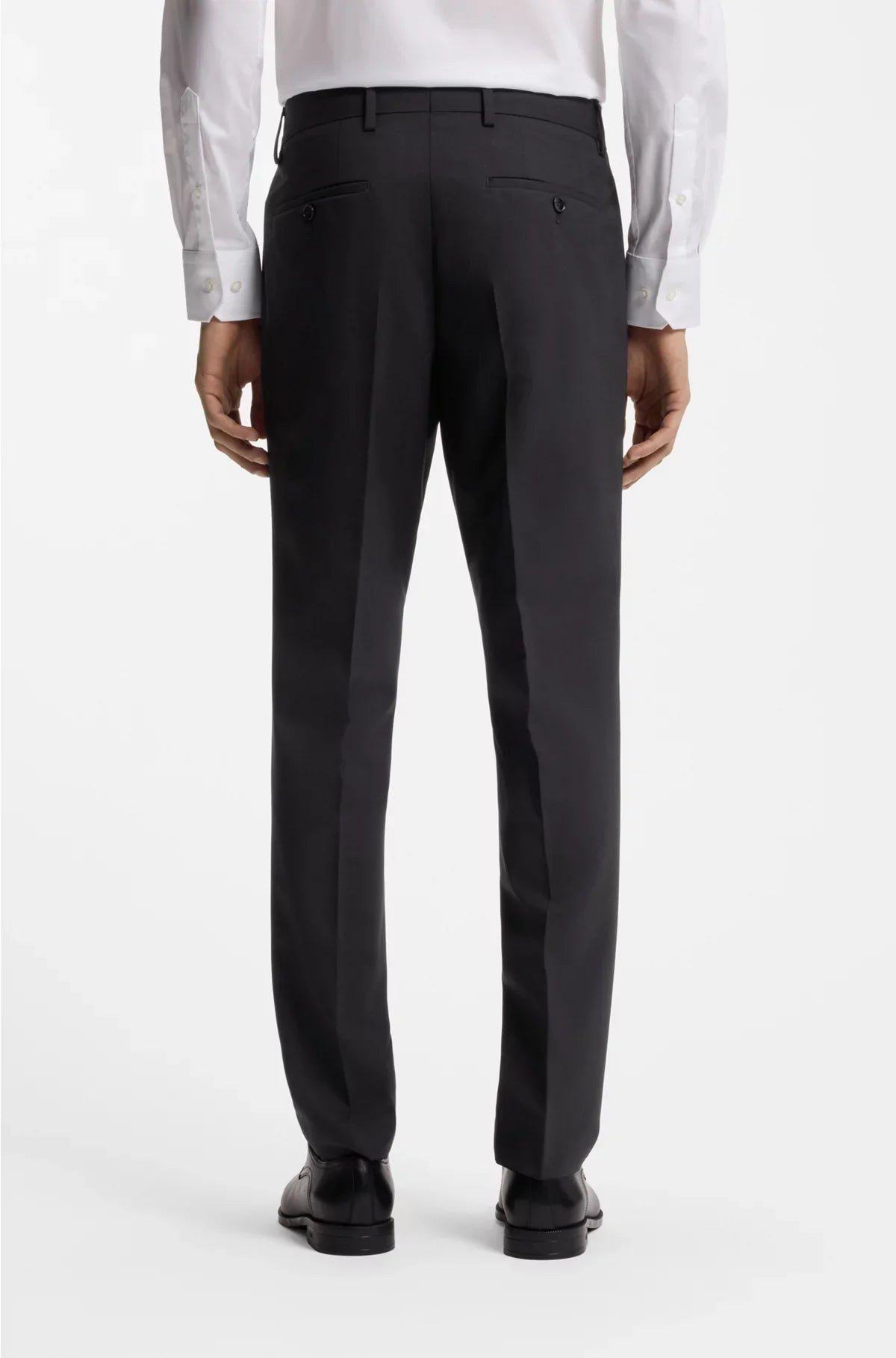 TWO-PIECE SLIM-FIT SUIT IN STRETCH VIRGIN WOOL
