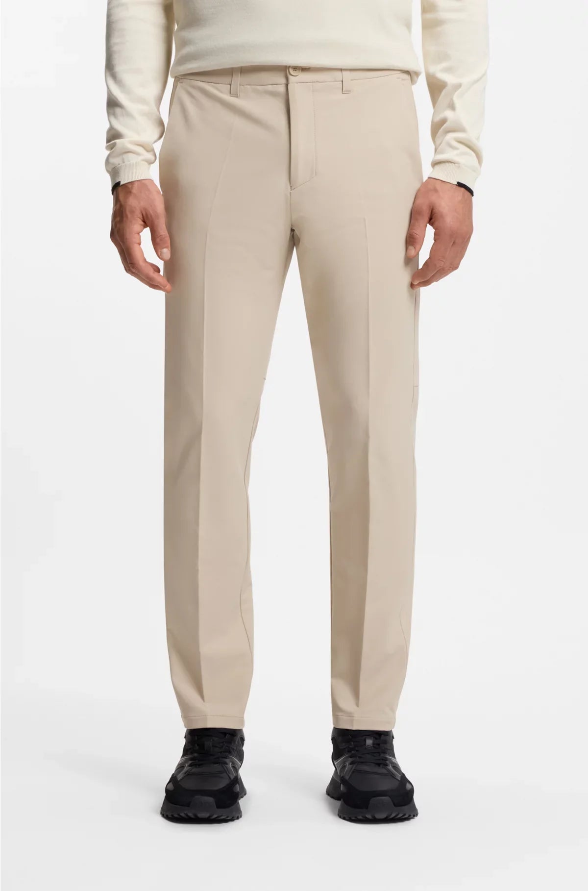 REGULAR-FIT TROUSERS IN WATER-REPELLENT STRETCH FABRIC