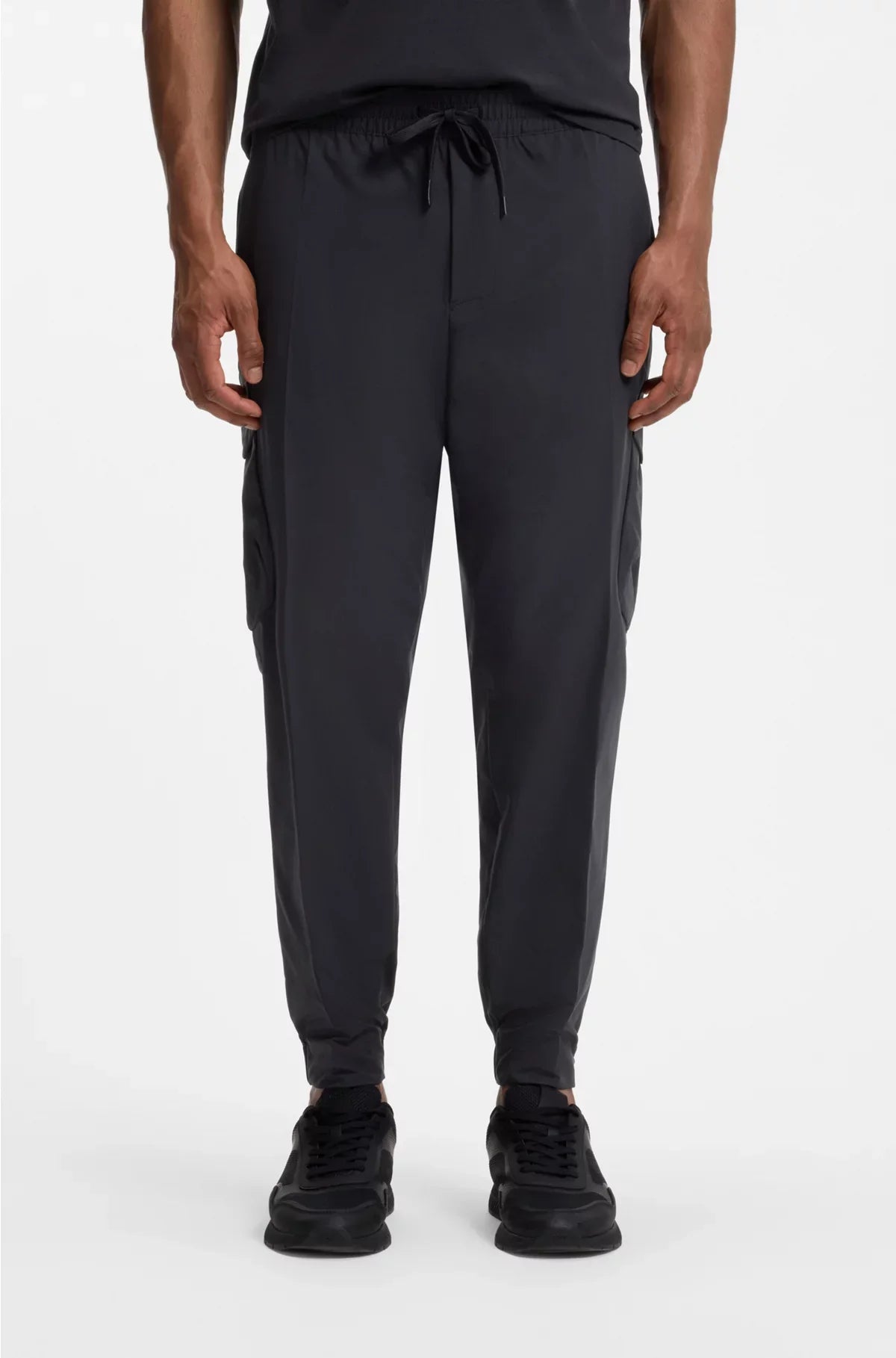 PANTALONI AFFUSOLATI IN POPELINE STRETCH NO-STIRO