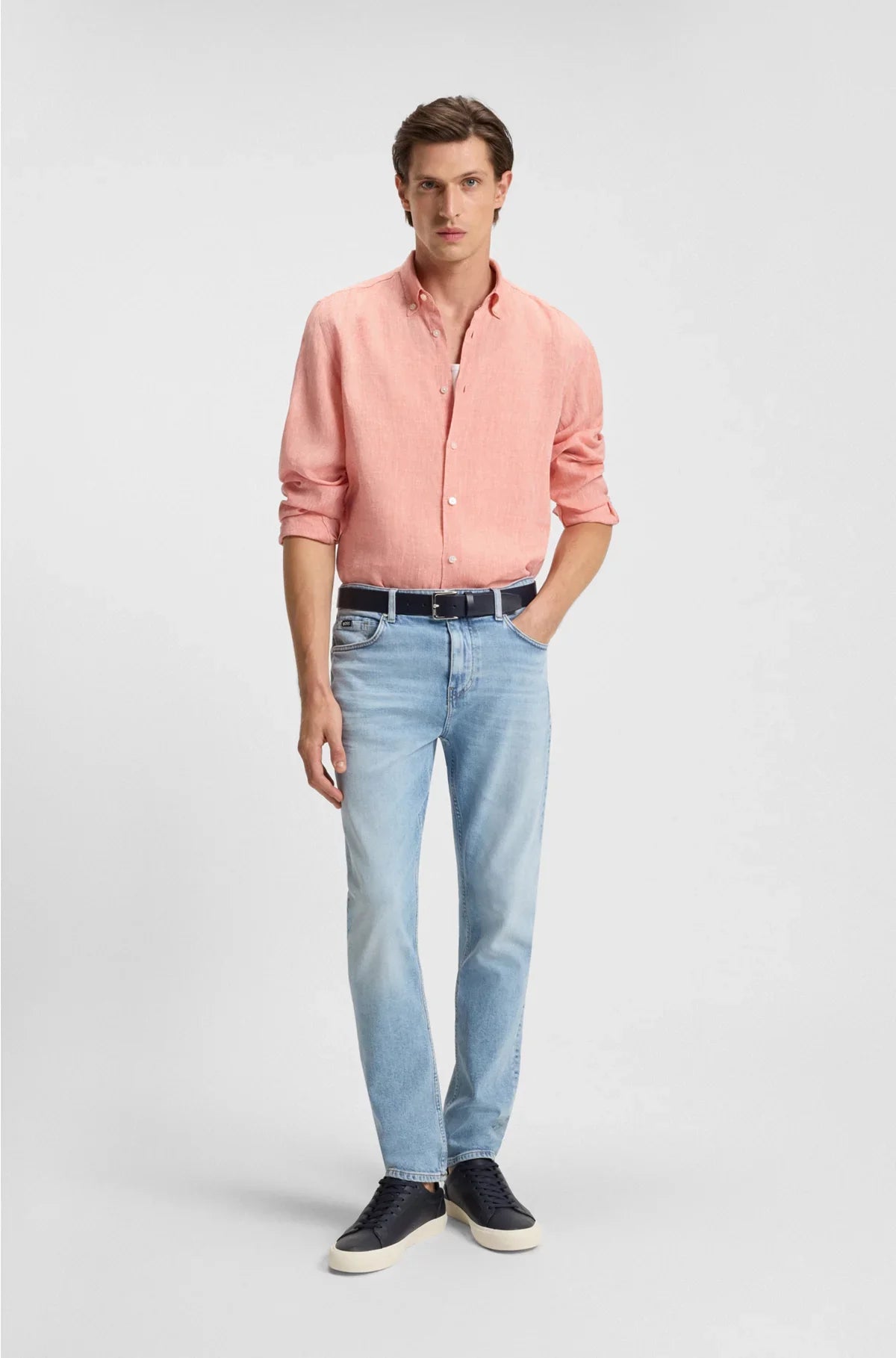 REGULAR-FIT BUTTON-DOWN SHIRT IN LINEN