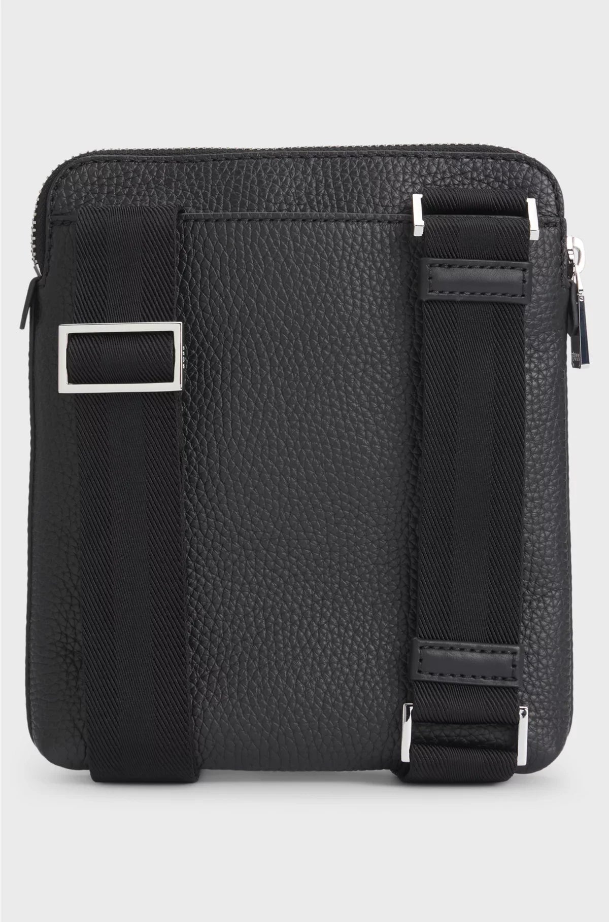 ENVELOPE BAG IN GRAINED ITALIAN LEATHER WITH EMBOSSED LOGO
