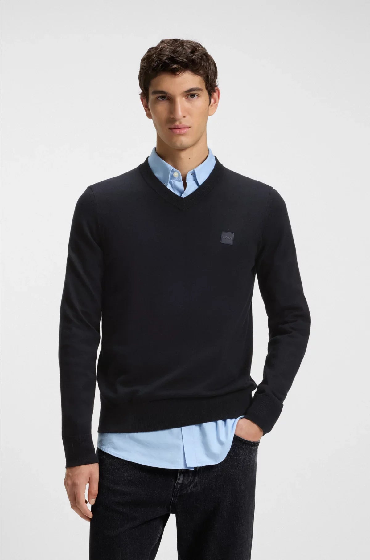 V-NECK SWEATER IN COTTON AND CASHMERE WITH LOGO PATCH