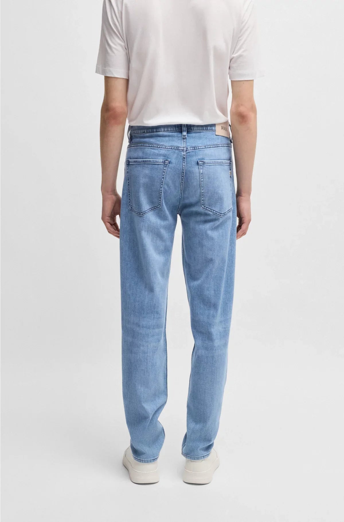 MAINE REGULAR-FIT JEANS IN SUPER-SOFT BLUE DENIM
