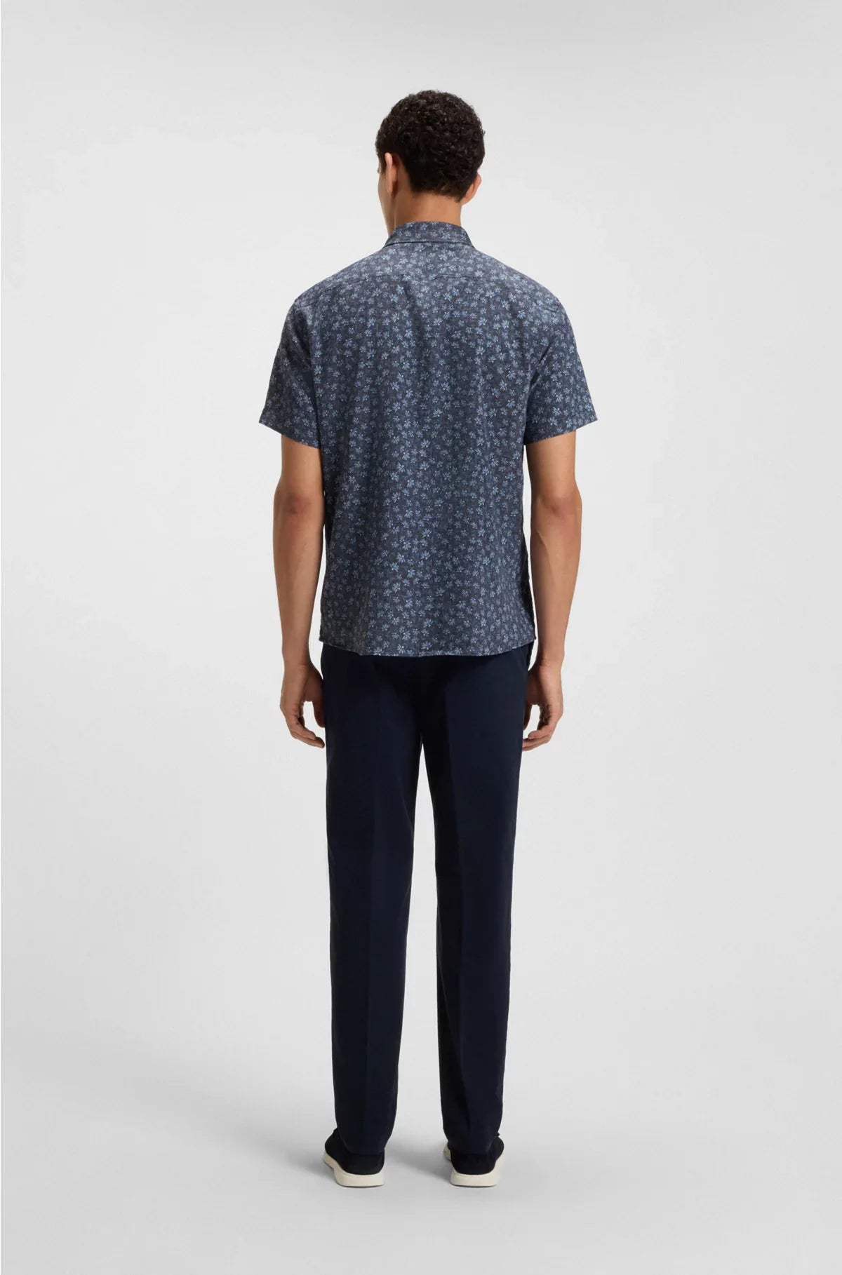 SLIM-FIT SHIRT IN FLORAL-PRINT STRETCH LINEN