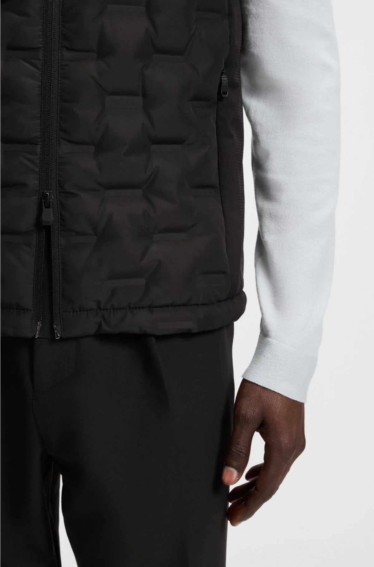 DOWN-FILLED GILET WITH WELDED-LOGO PATTERN