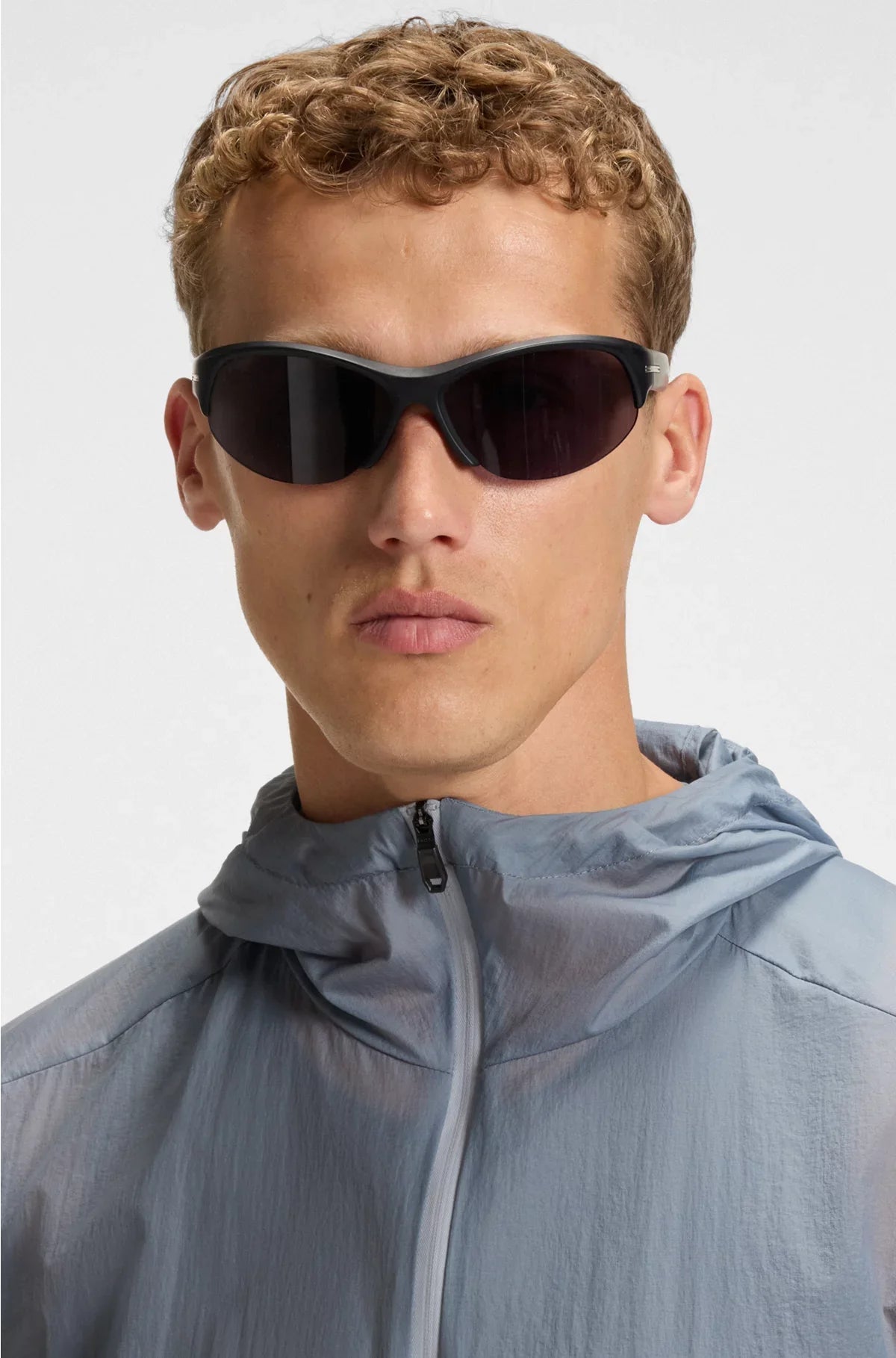 GIACCA RIPLEGABILE E IDROREPELLENTE IN TESSUTO RIPSTOP LEGGERO