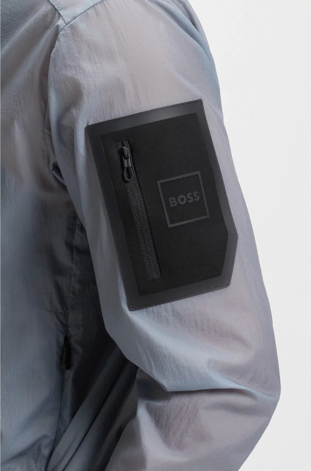 GIACCA RIPLEGABILE E IDROREPELLENTE IN TESSUTO RIPSTOP LEGGERO