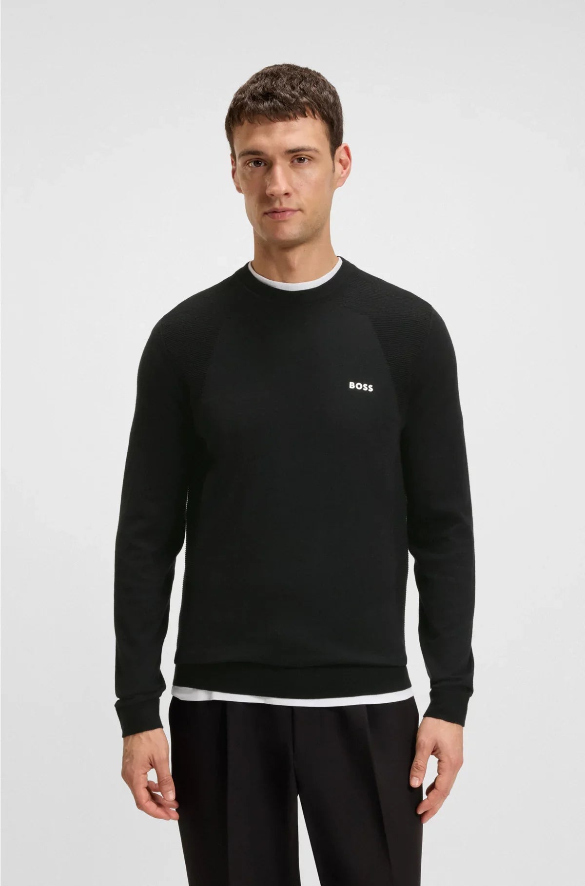 MAGLIONE IN MISTO COTONE CON BODY-MAPPING E LOGO A CONTRASTO