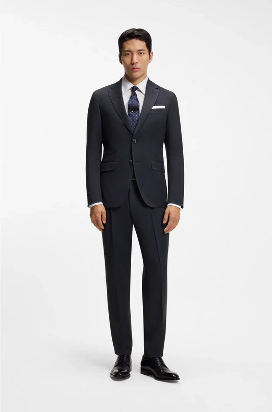 SLIM-FIT SUIT IN VIRGIN WOOL AND SILK