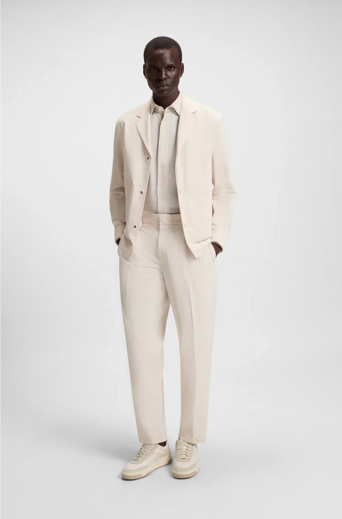 SLIM-FIT SHIRT IN PRINTED PERFORMANCE-STRETCH TWILL