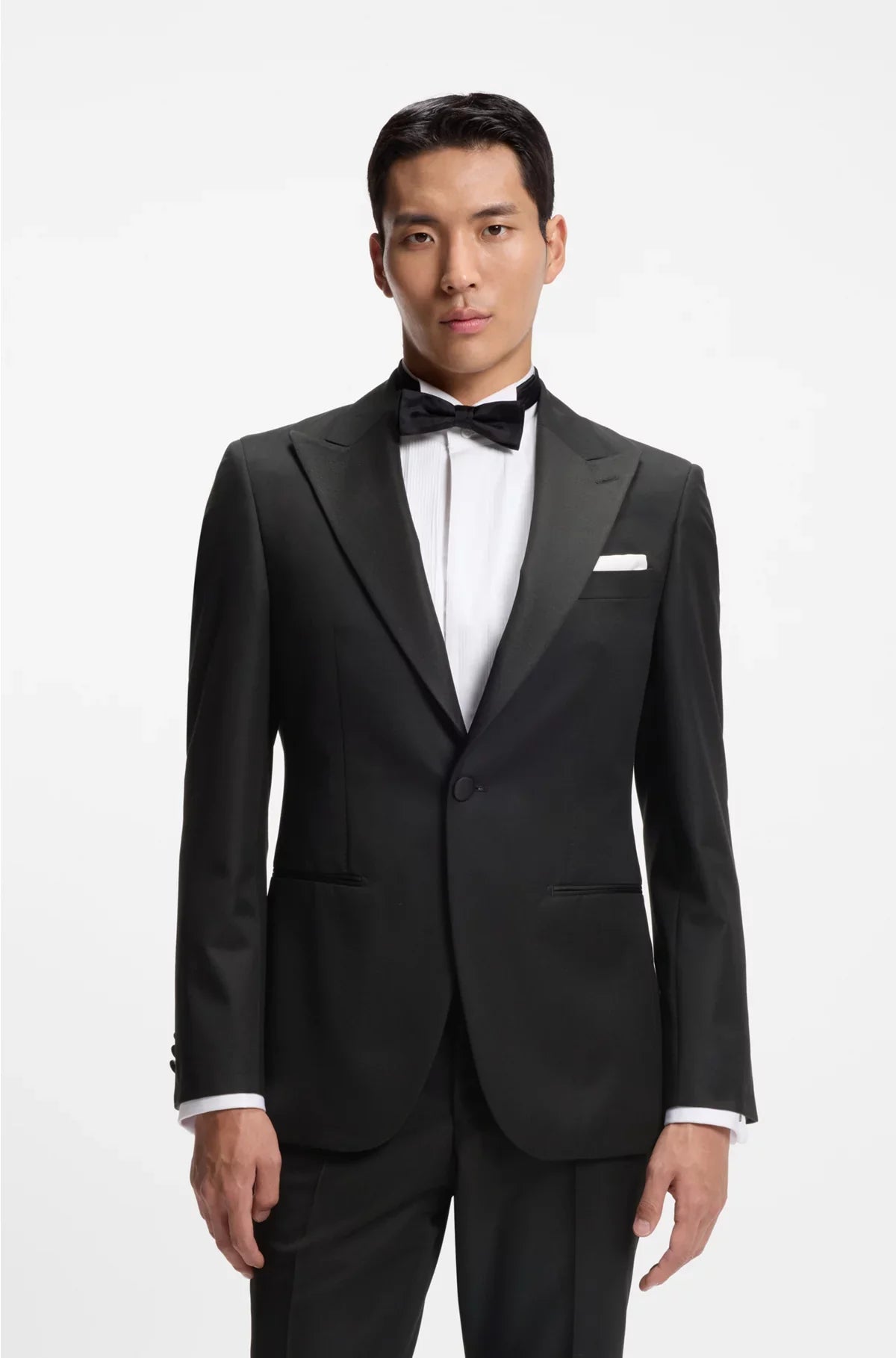 TWO-PIECE SLIM-FIT TUXEDO SUIT BLENDED WITH SILK