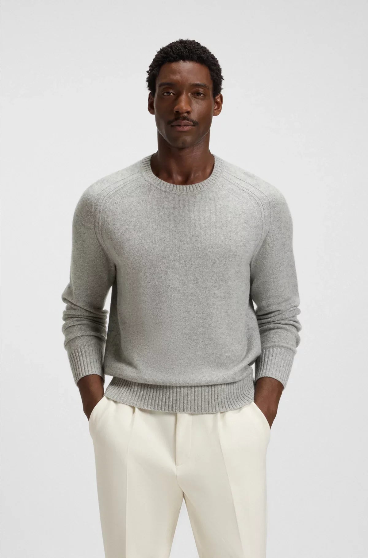 REGULAR-FIT SWEATER IN CASHMERE