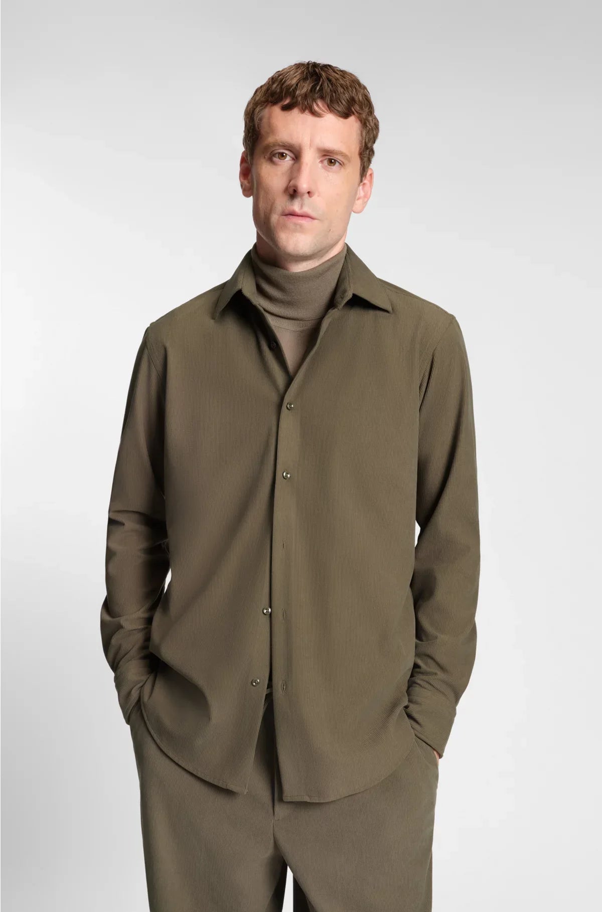CAMICIA REGULAR FIT IN VELLUTO A COSTE FINI
