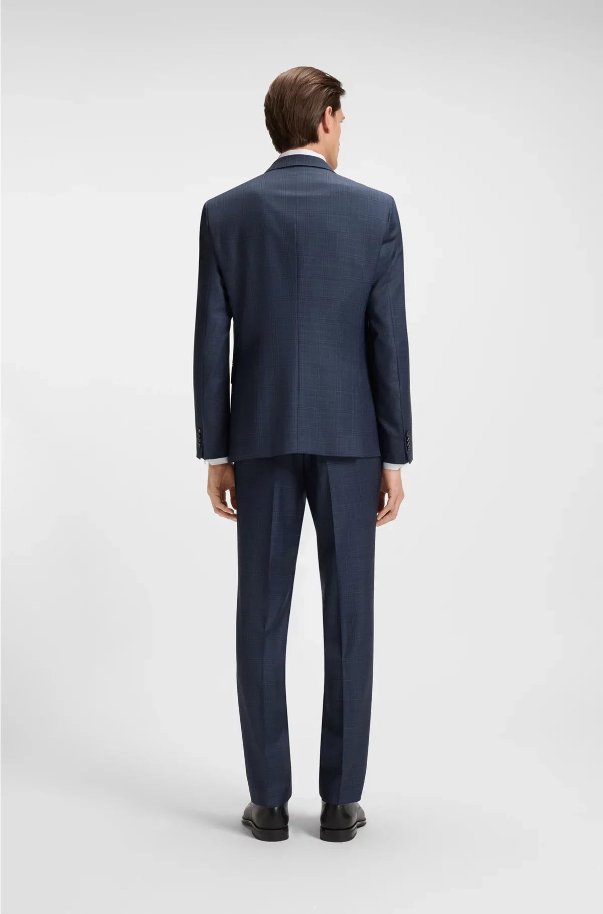 TWO-PIECE SLIM-FIT SUIT IN CHECKED VIRGIN WOOL