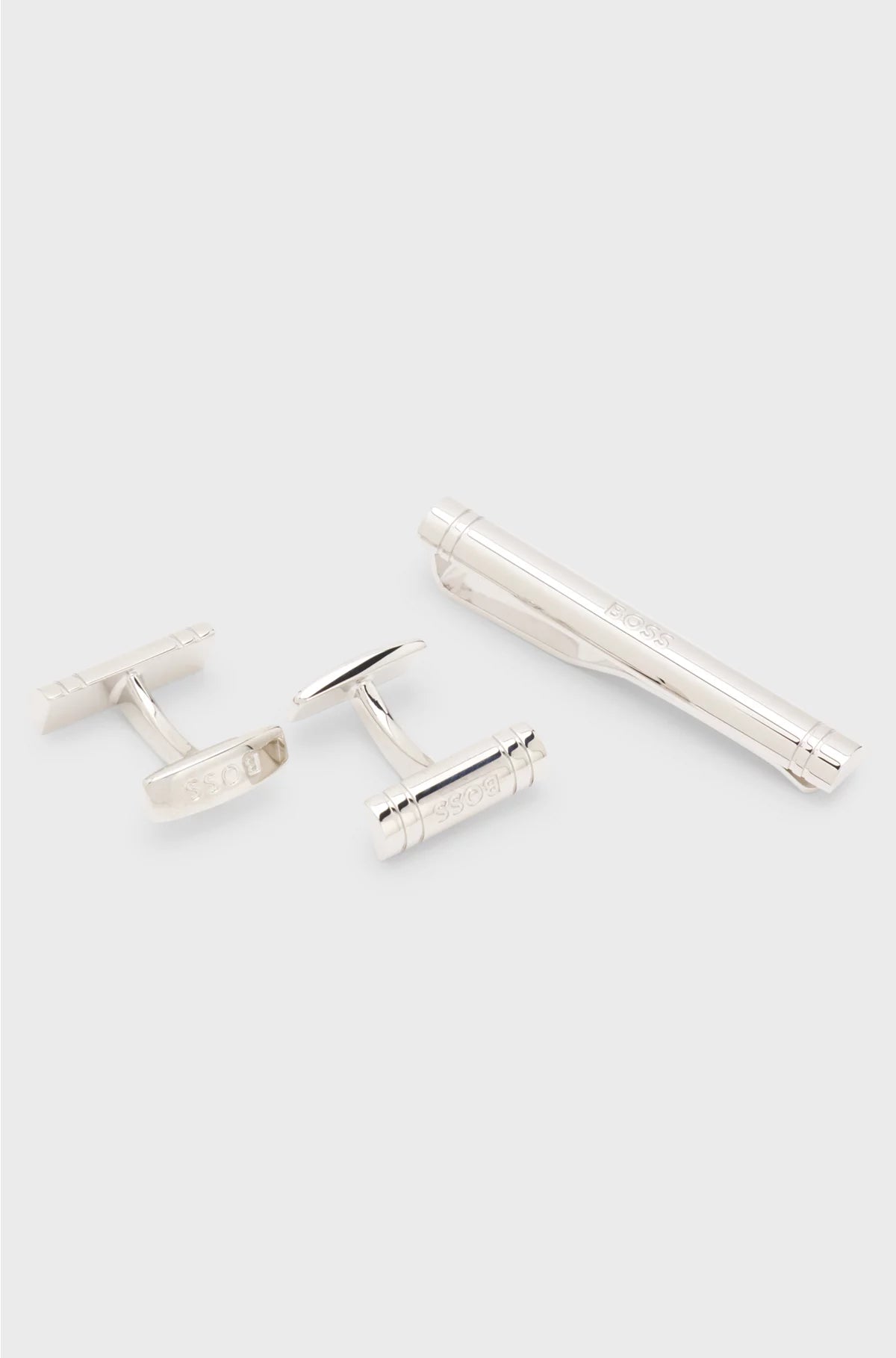 GIFT-BOXED BRASS CUFFLINKS AND TIE BAR SET