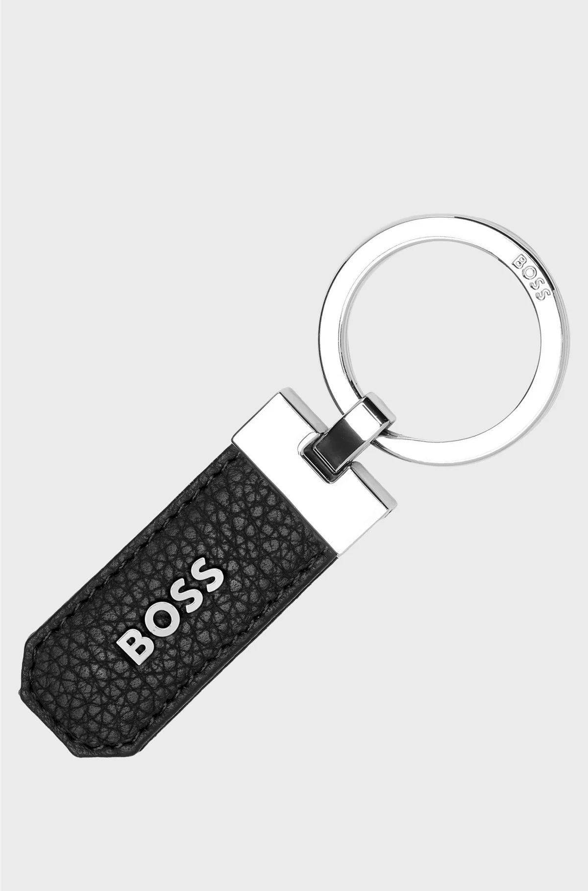 GIFT-BOXED KEY RING IN GRAINED LEATHER WITH LOGOS