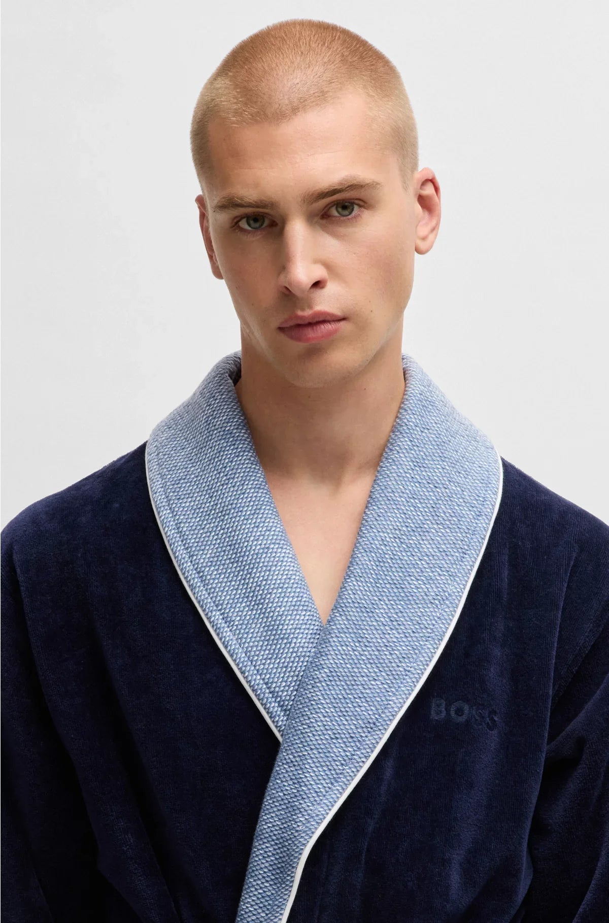 VESTAGLIA IN VELLUTO DI COTONE BLU NOTTE CON LOGO RICAMATO