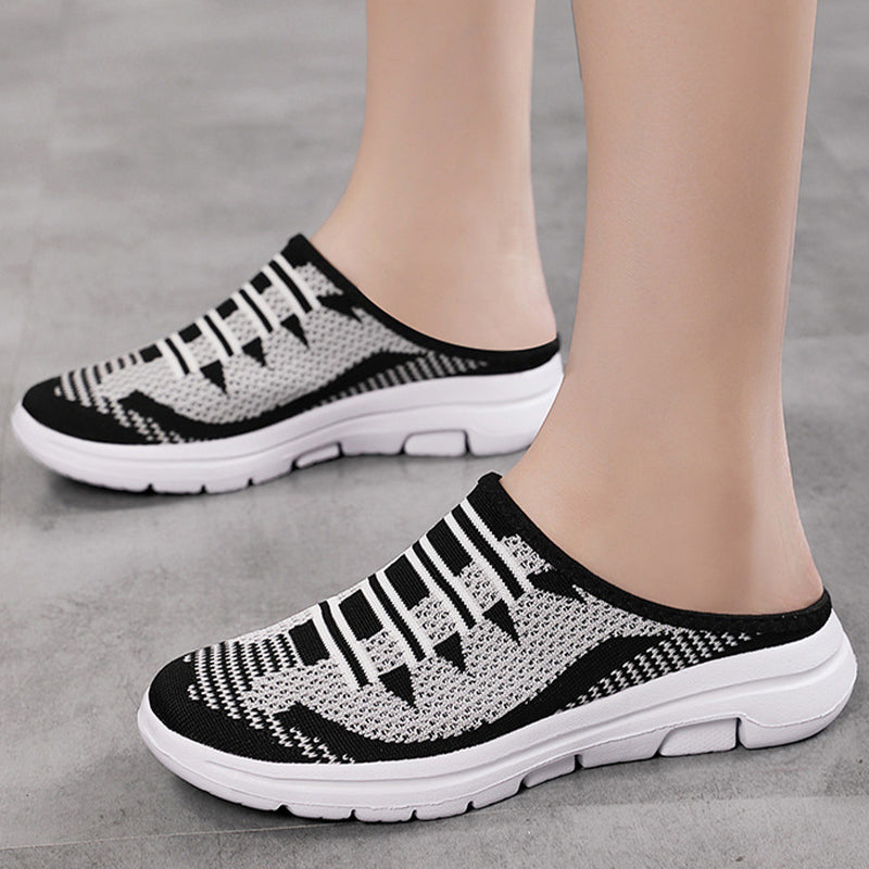Comfortable and breathable slippers with closed toes