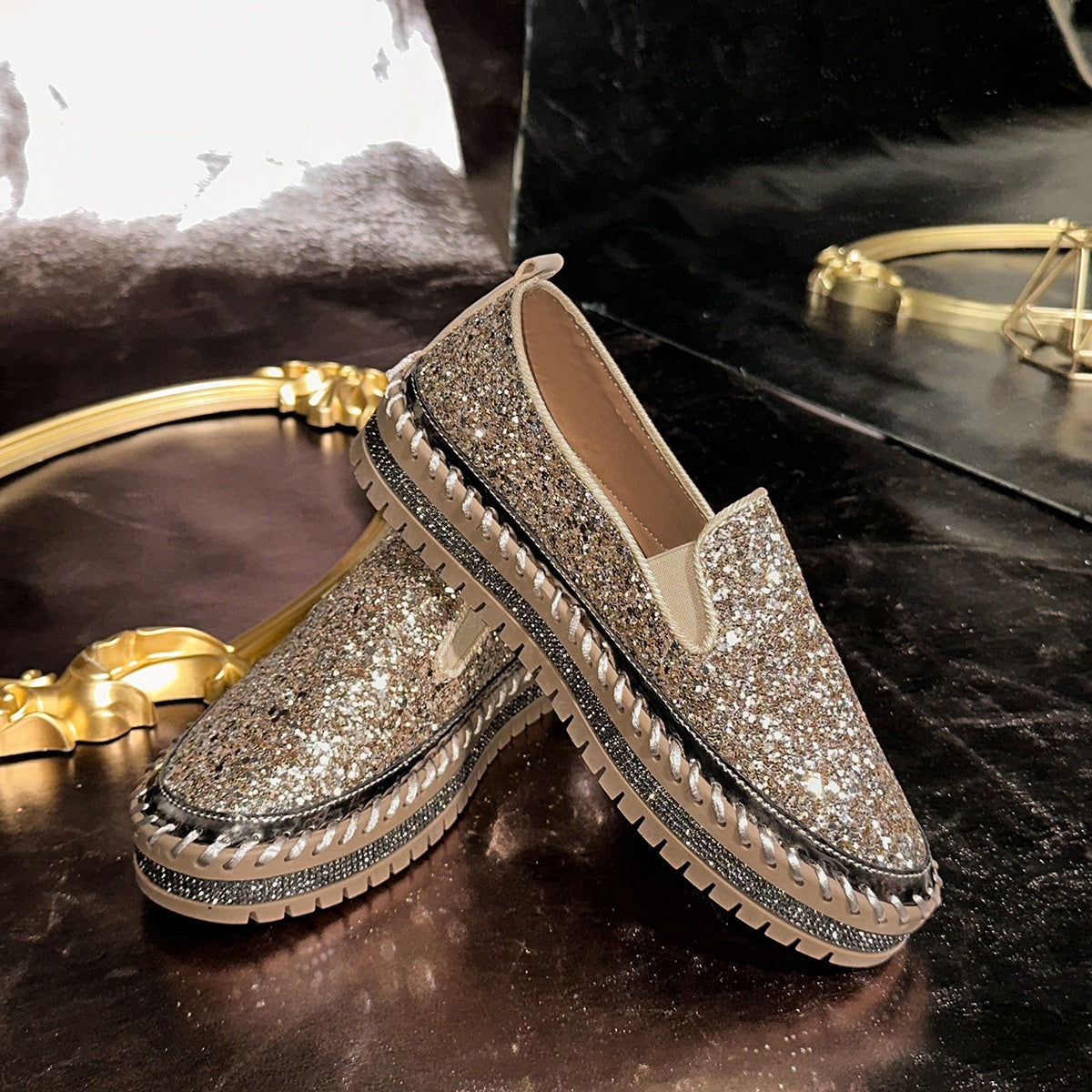 👟50% OFF! 🚶‍♀️ Women's Casual Slip-On Shoes – Comfortable, Lightweight & Easy to Slip On for Everyday Wear 🌸