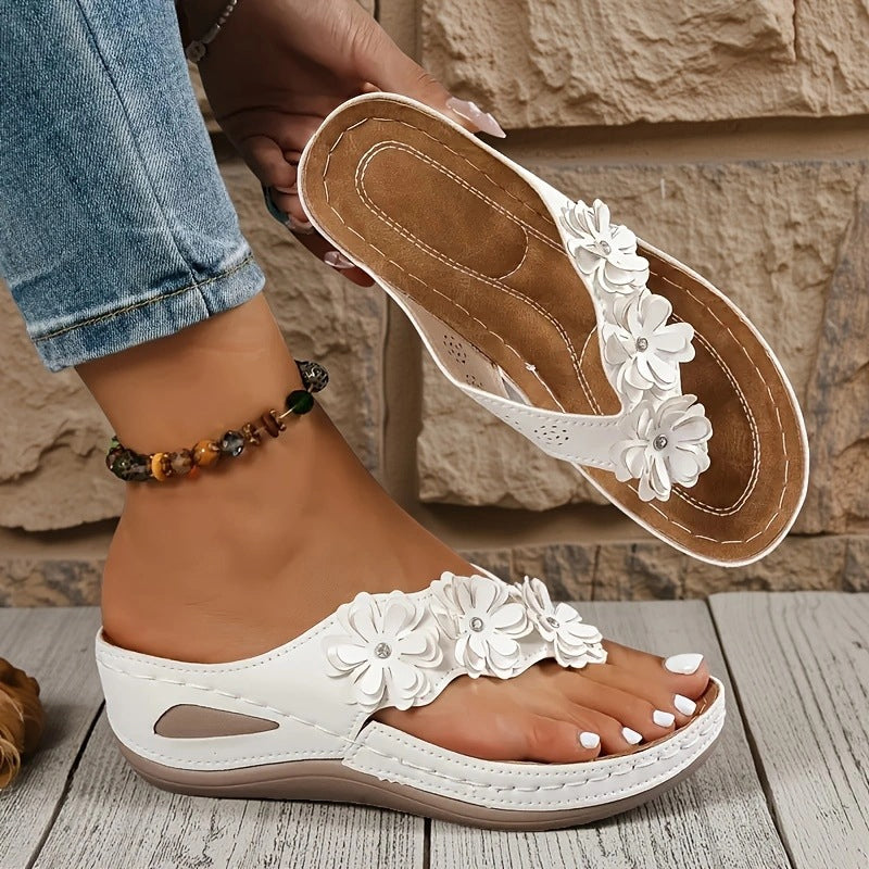 👡 SCONTO DEL 50% ORA! 🌸 Sandali Infradito con Zeppa Floreali da Donna – Dettagli Floreali, Supporto Arco Plantare Ammortizzato e Suola Antiscivolo ✨