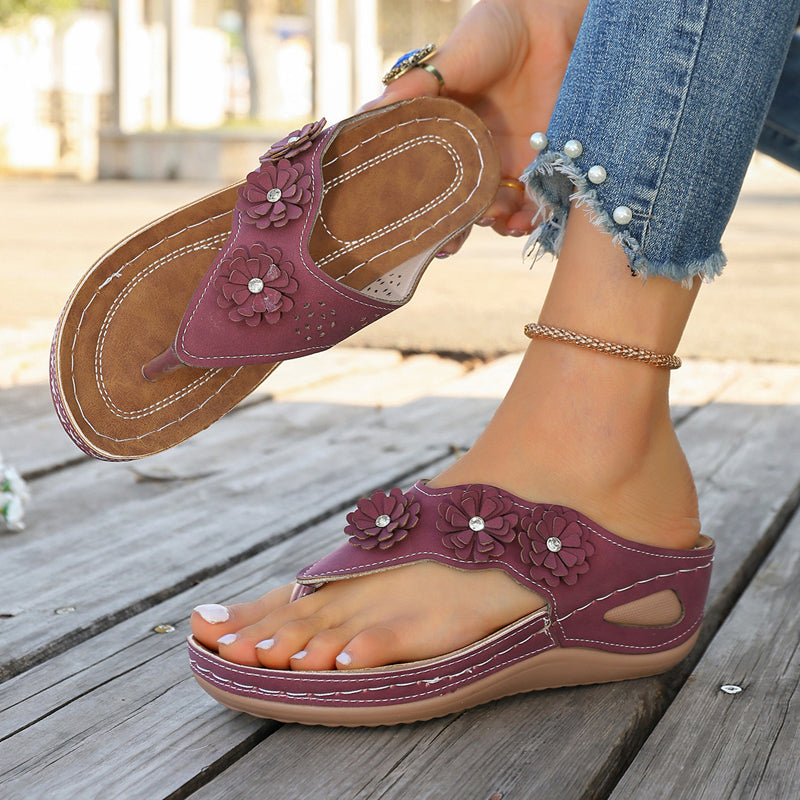 👡 SCONTO DEL 50% ORA! 🌸 Sandali Infradito con Zeppa Floreali da Donna – Dettagli Floreali, Supporto Arco Plantare Ammortizzato e Suola Antiscivolo ✨